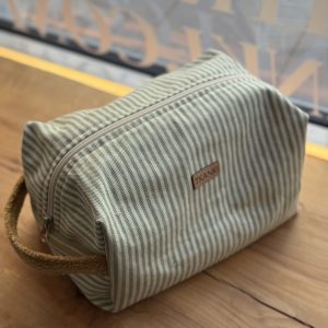 Kosmetyczka zielona – model próbny