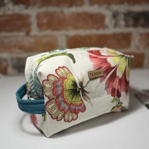 Kosmetyczka wiosenna