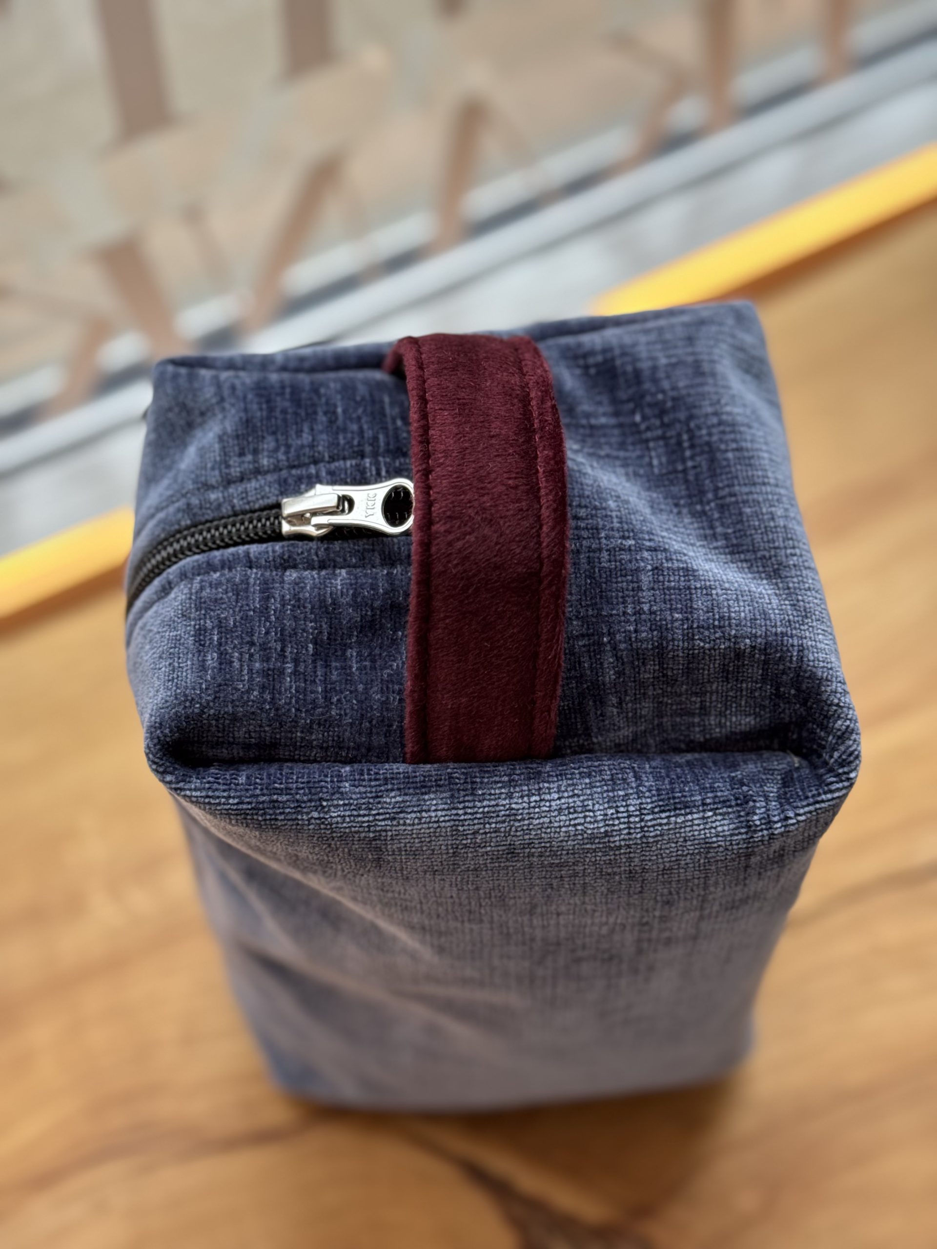 kosmetyczka niezapominajkowa - obrazek 3