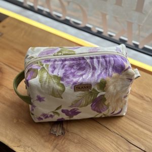 kosmetyczka fioletowa
