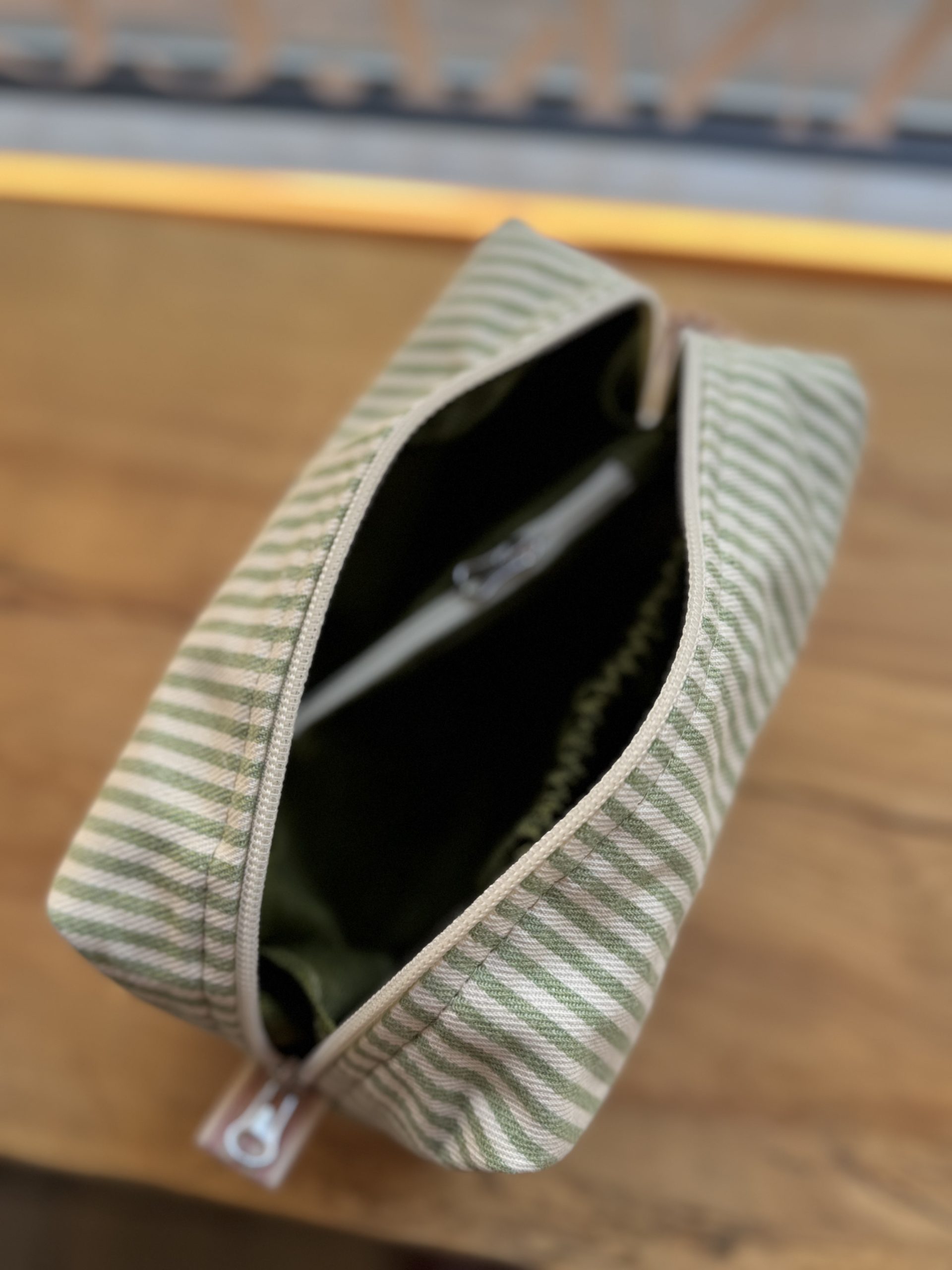 kosmetyczka plażowa - obrazek 3